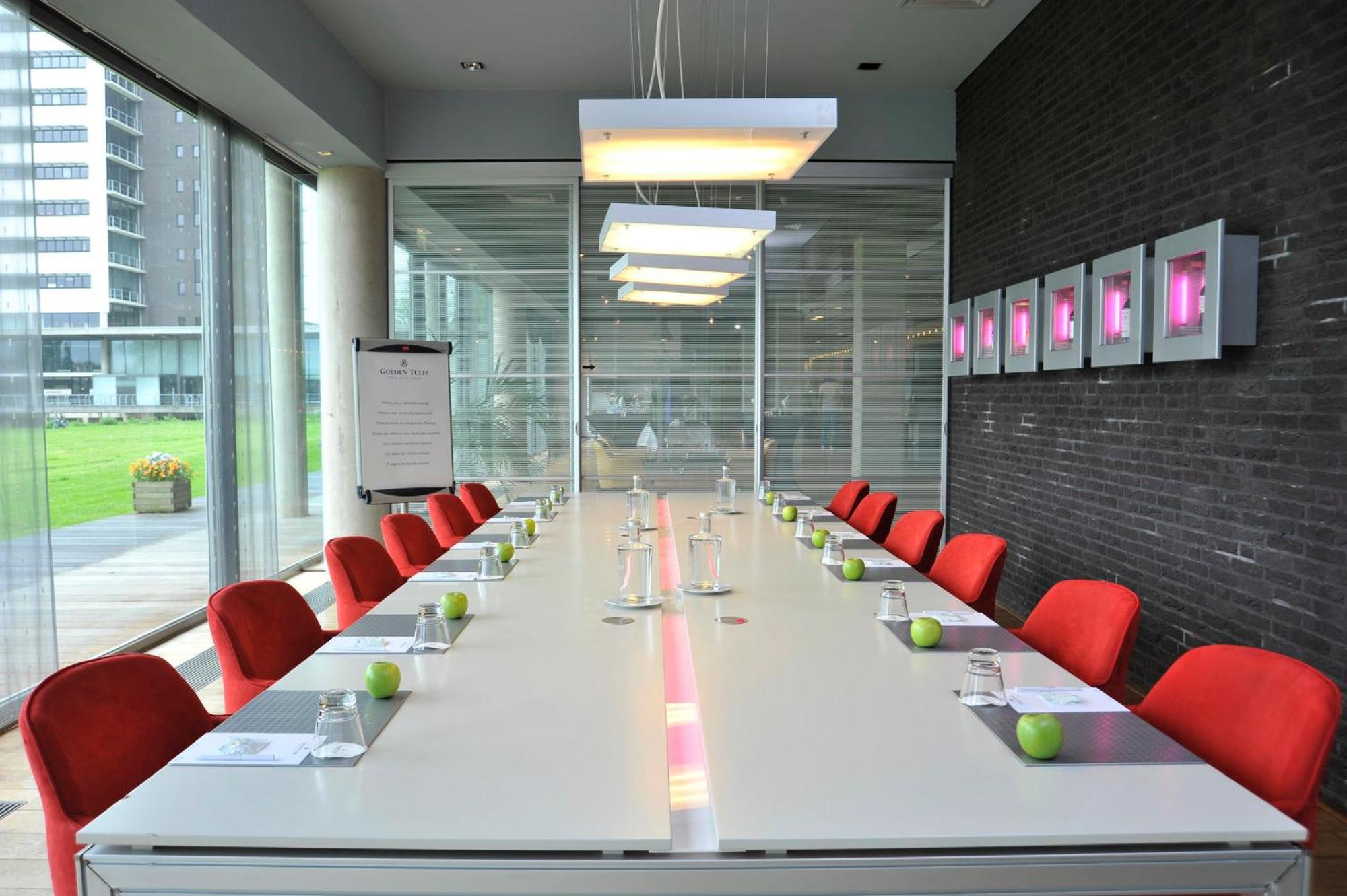 Garner Hotel Maastricht By Ihg Exterior foto
